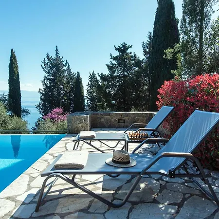 Lucky Villas: Tranquil Hillside Retreat With Sea Views And Private Pool Benitses (Corfu)