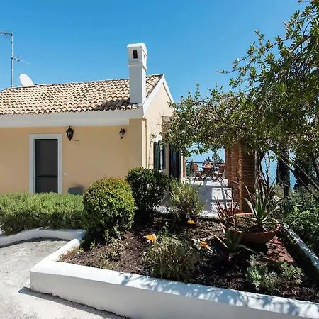 Lucky Villas: Tranquil Hillside Retreat With Sea Views And Private Pool * Benitses (Corfu)